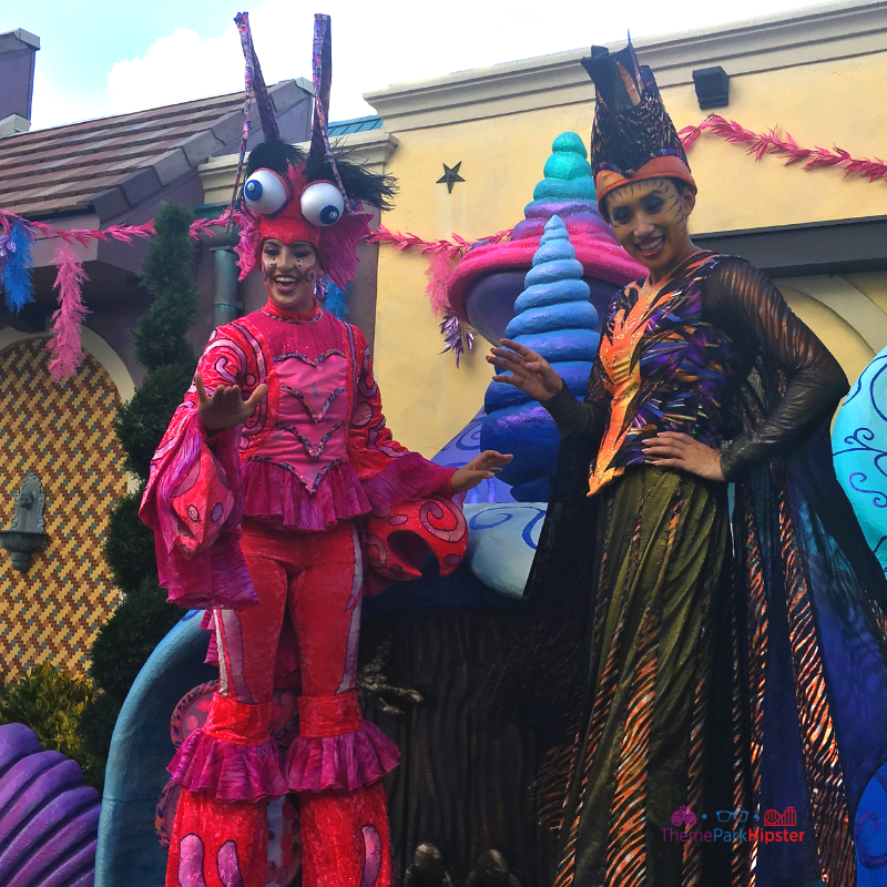 2023 SeaWorld Spooktacular Halloween colorful characters walking around the park. Keep reading to learn about the SeaWorld Spooktacular Halloween event!