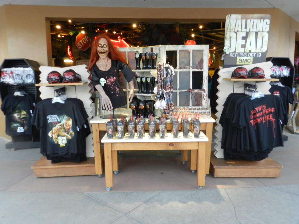 Halloween Horror Nights Solo 2013. Keep reading for fan review of HHN 23 at Universal Orlando Resort.