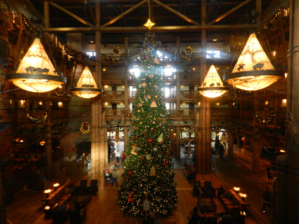 Christmas at Fort Wilderness Lodge Resort. Keep reading to learn how to do Thanksgiving Day at Disney World. Photo Copyright ThemeParkHipster.