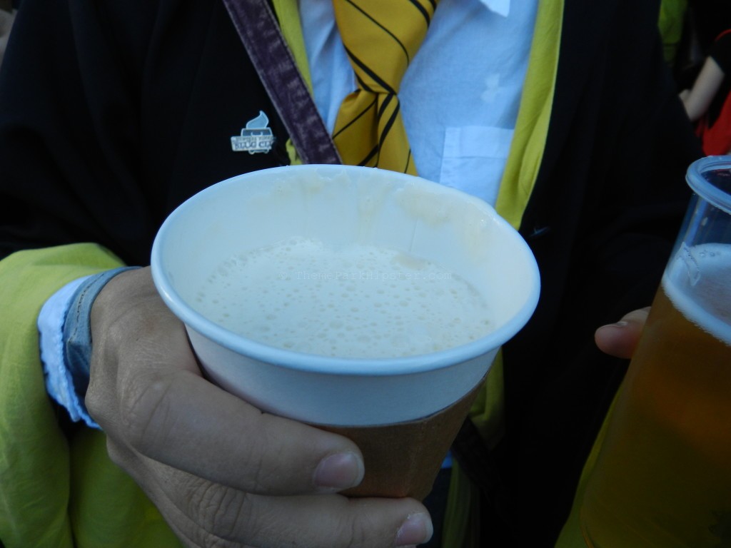 Harry Potter World Hot Butterbeer at Universal Studios Oralndo.