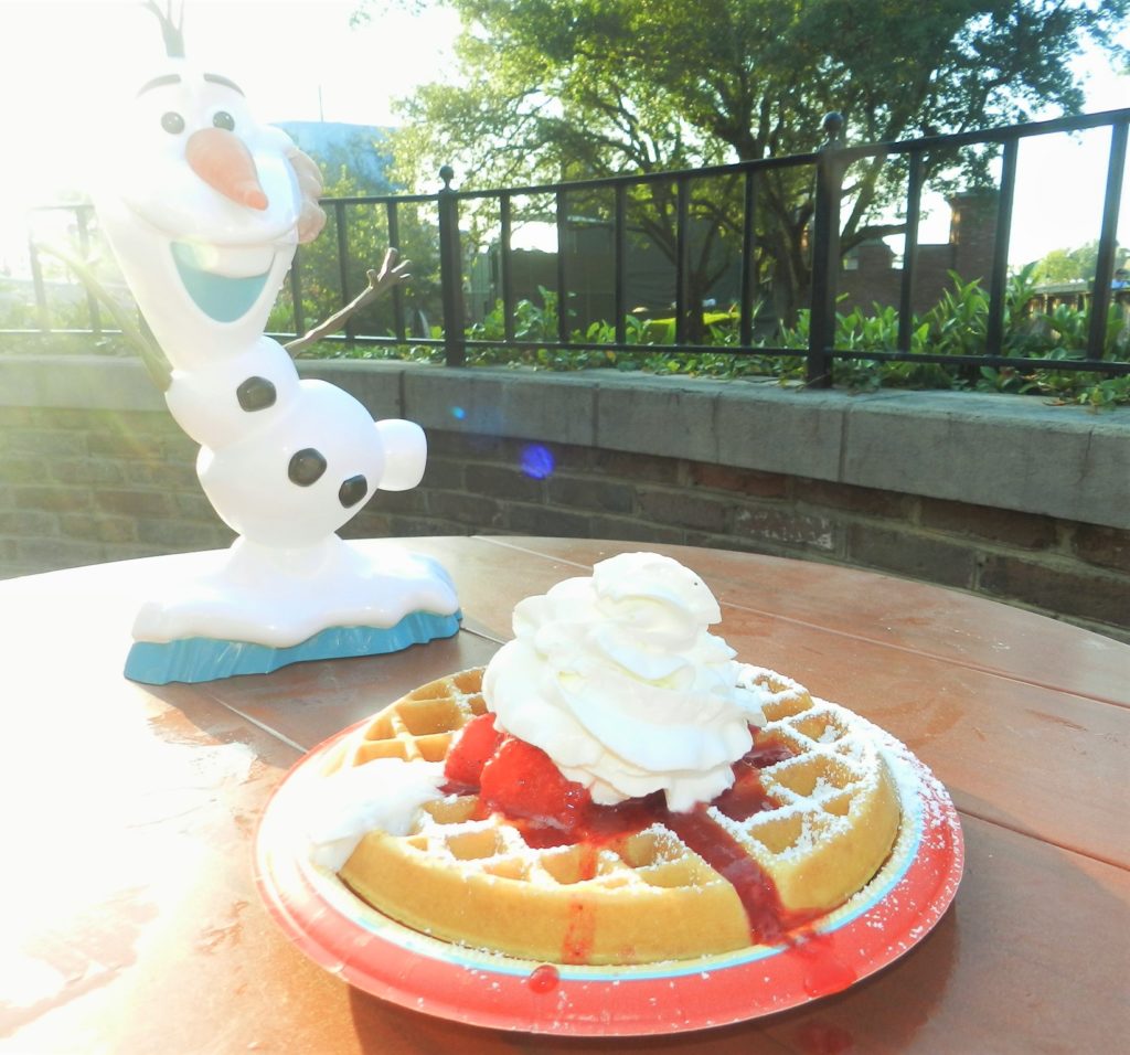 Disney Dining Waffles at Sleepy Hallow with Olaf from Frozen. Disney World Dining Tips.