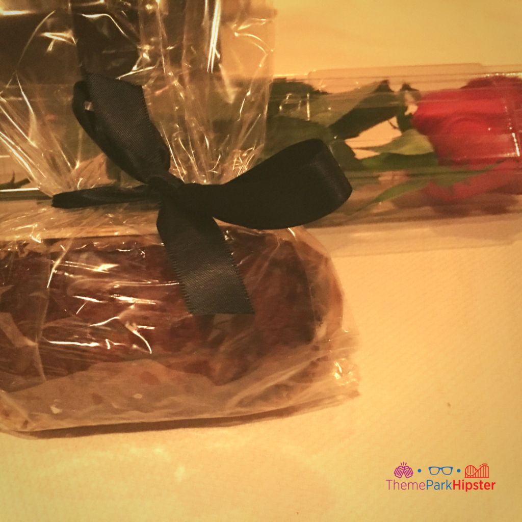 Bread and rose to go Disney