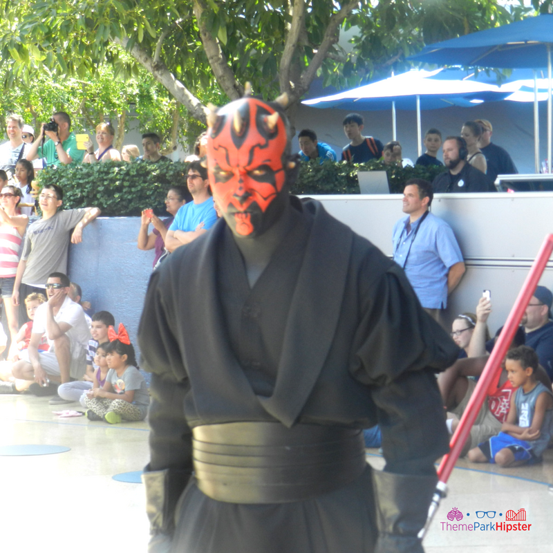 How to find characters in disney world with darth maul