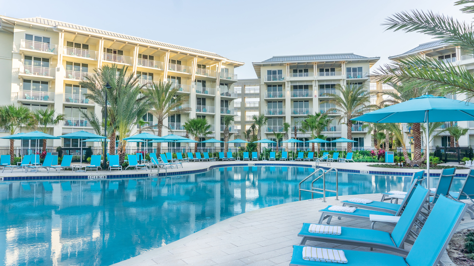 Margaritaville Resort Orlando Pool. BEST Orlando Family Resorts with a Water Park and Water Slide. Keep reading to learn about the best Orlando resorts with water parks.