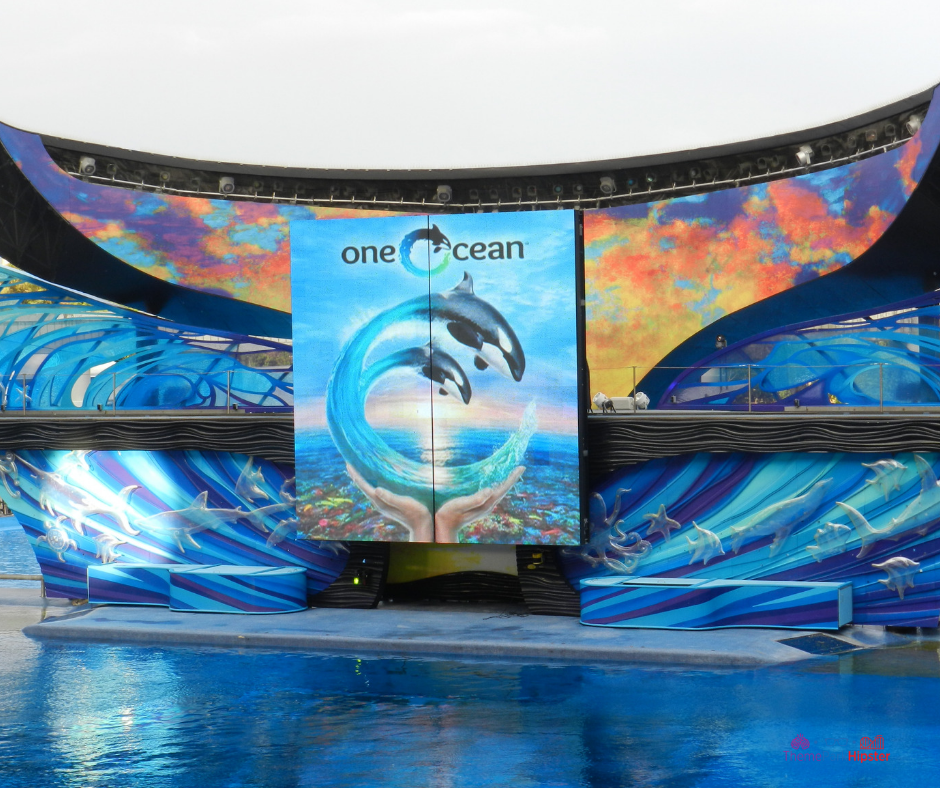 One Ocean Show at SeaWorld Orlando. Keep reading to get your SeaWorld Orlando Resort Travel Guide.