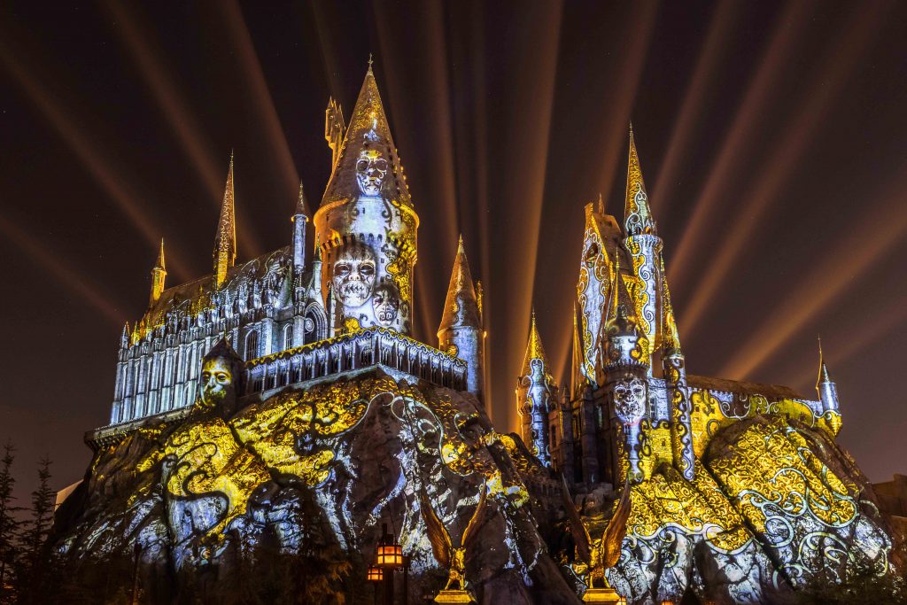 ark Arts at Hogwarts Castle is Coming to Universal Orlando Resort Hogsmeade