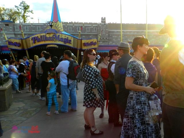 Dapper Day Disney World People in front of PhillarMagic