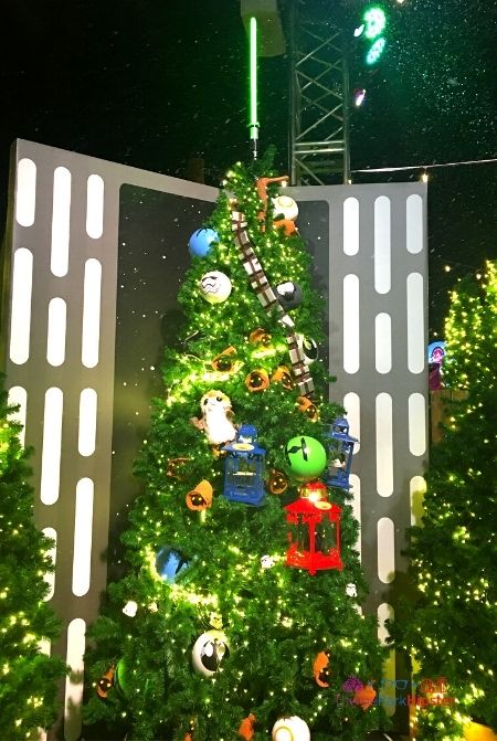 Disney Springs Christmas Tree Trail Star Wars. Keep reading to get the best Disney Christmas Ornaments on Amazon.
