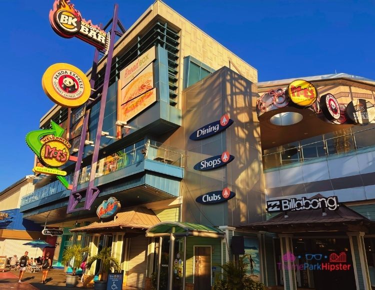 CityWalk at Universal Orlando universal studios vs islands of adventure. Which is better Universal Studios vs Islands of Adventure? Keep reading to find out.