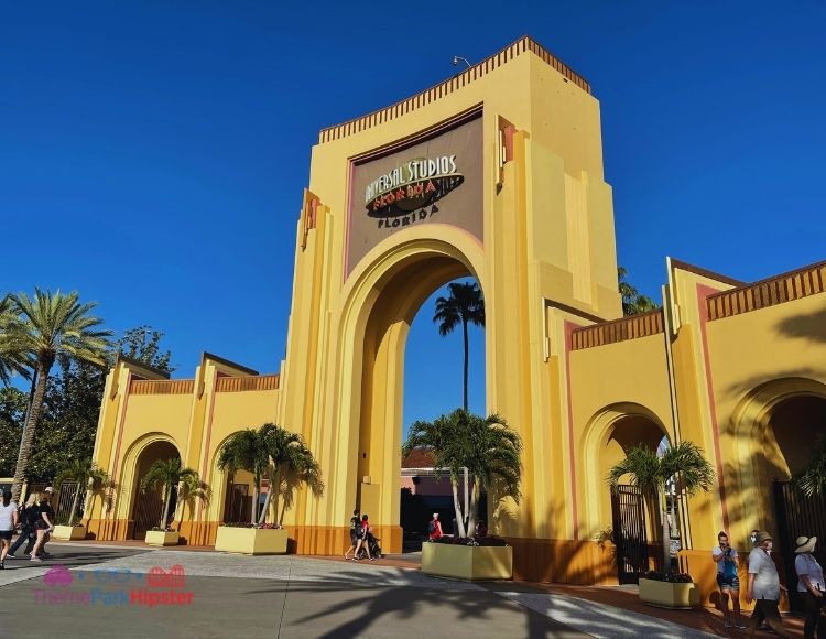 Universal Studios Arches. Keep reading to get the best Universal Studios Orlando, Florida itinerary and must-do list!