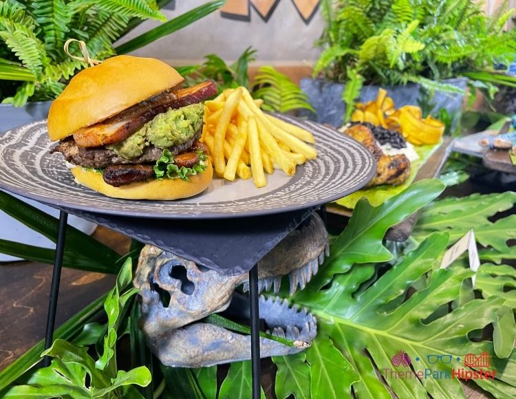 Casado Burger Platter at Jurassic World Universal Food. Keep reading to get the best Jurassic World Velocicoaster photos.
