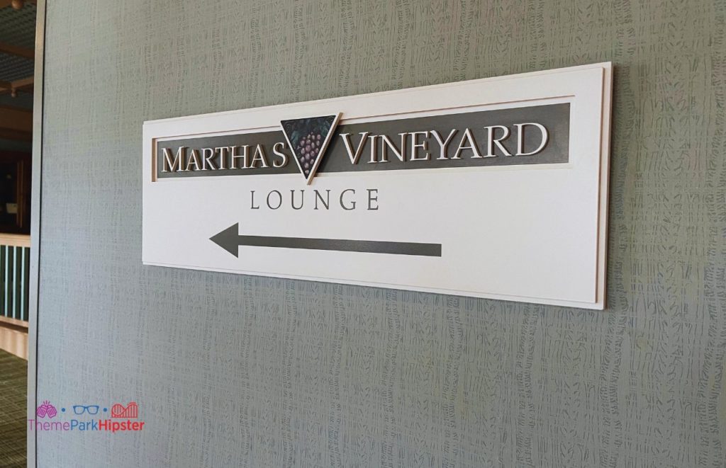 Disney Beach Club Resort Hotel Martha's Vineyard Lounge Entrance