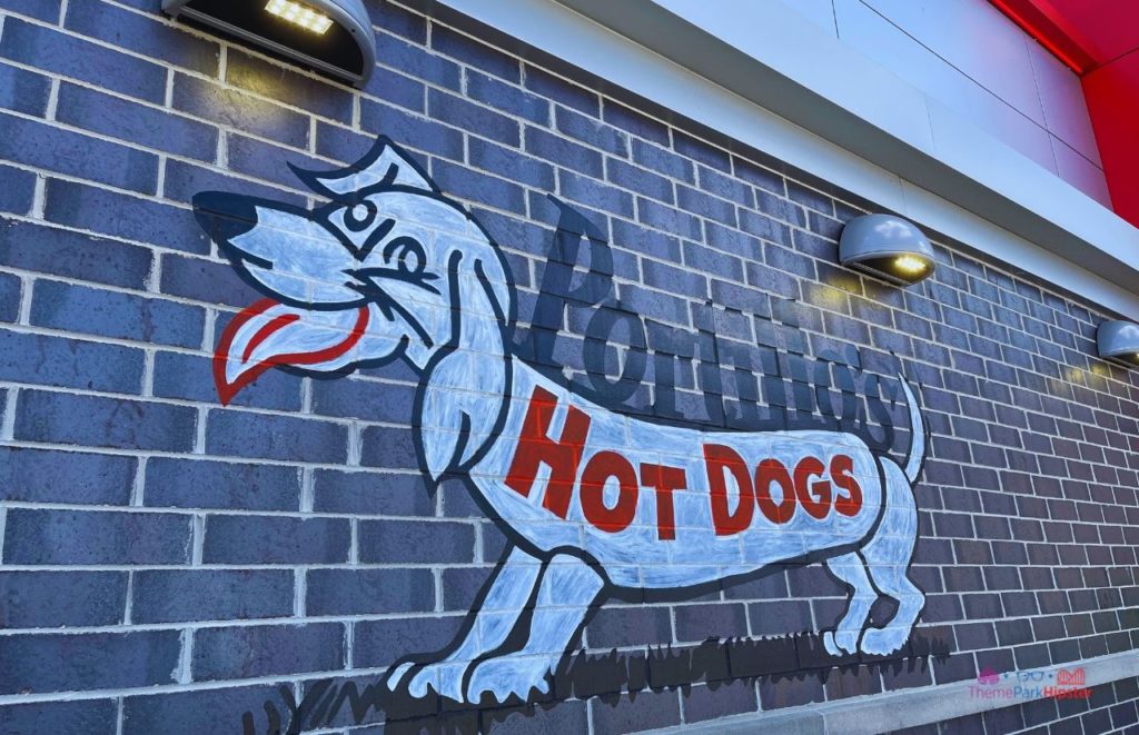 Portillo’s Burger Spot in Orlando Florida Hot Dog Painting. Keep reading to get the best restaurants near SeaWorld Orlando.