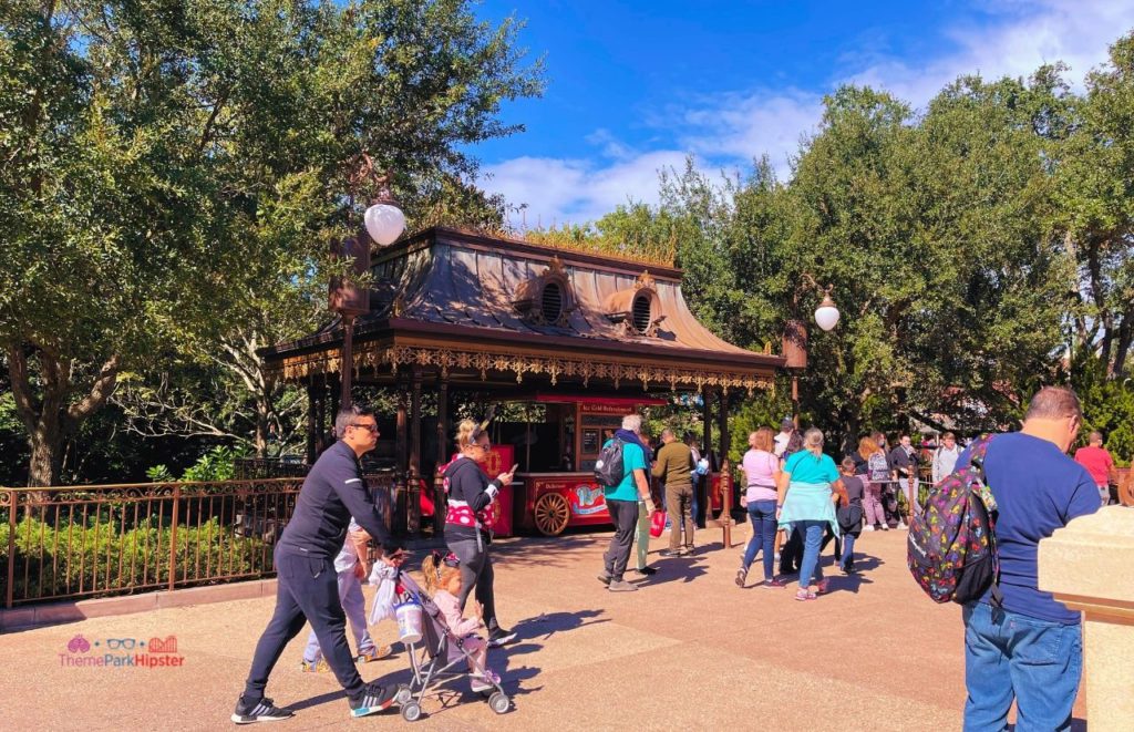 Disney Magic Kingdom Asian Food Kiosk. Keep reading to know what are the best days to go to the Magic Kingdom and how to use the Disney World Crowd Calendar.