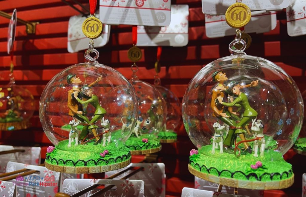 Disney Magic Kingdom Ye Olde Christmas Shoppe in Liberty 2 Dalmatians Ornaments