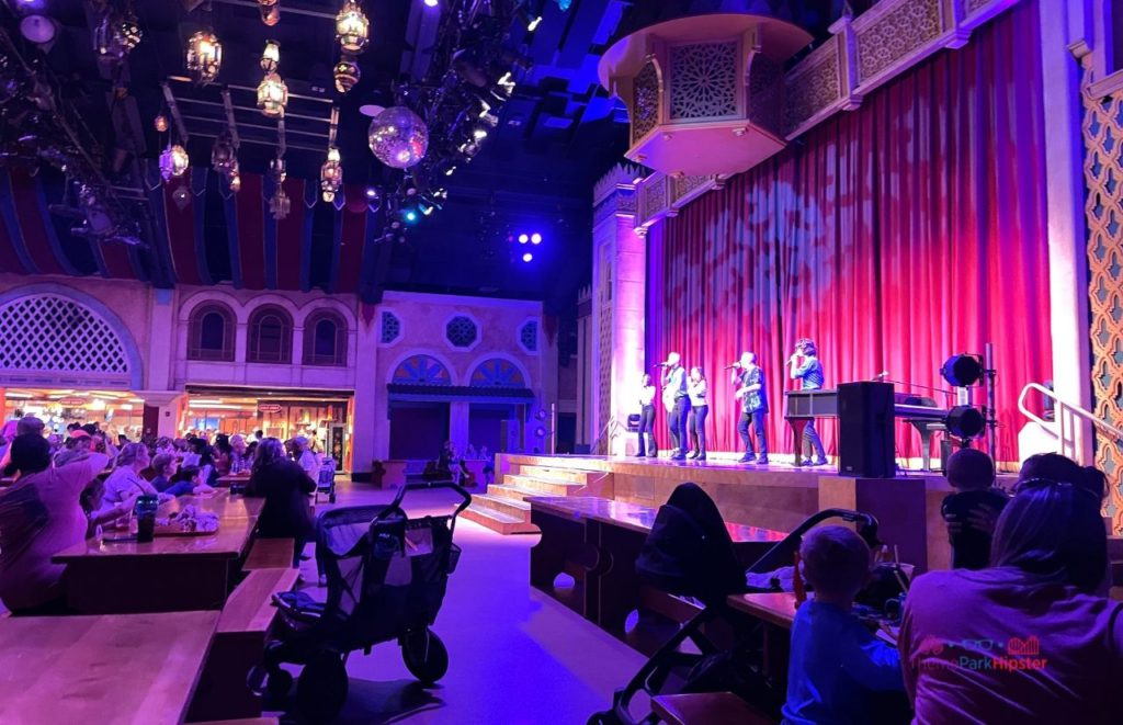 Acapella Group Busch Gardens Tampa Bay live show. Want the perfect Busch Gardens itinerary? Keep reading to see is one day enough for busch gardens tampa.