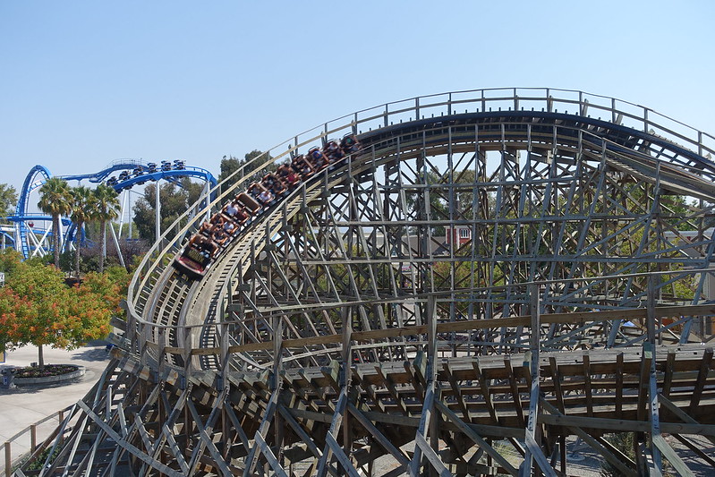 Gold Striker Roller Coaster California's Great America Theme Park. Keep reading to learn about the best roller coasters in California.