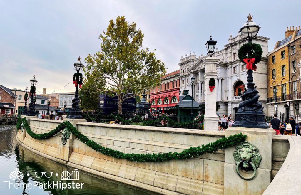Decor in Diagon Alley for Christmas at Wizarding World of Harry Potter