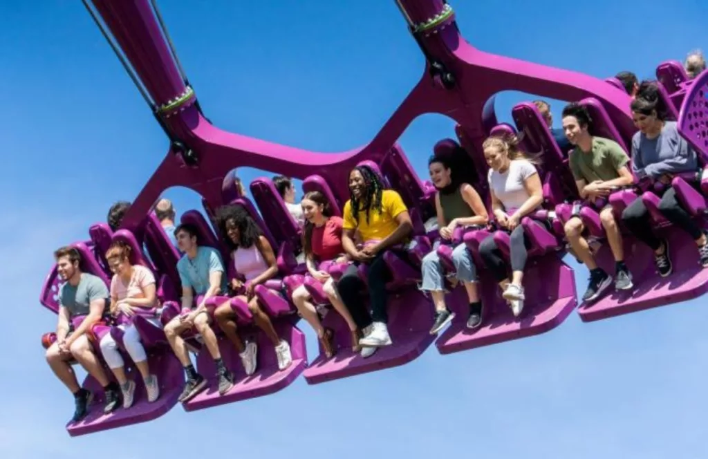Busch Gardens Tampa Serengeti Flyer Riders. Want the perfect Busch Gardens itinerary? Keep reading to see is one day enough for busch gardens tampa.