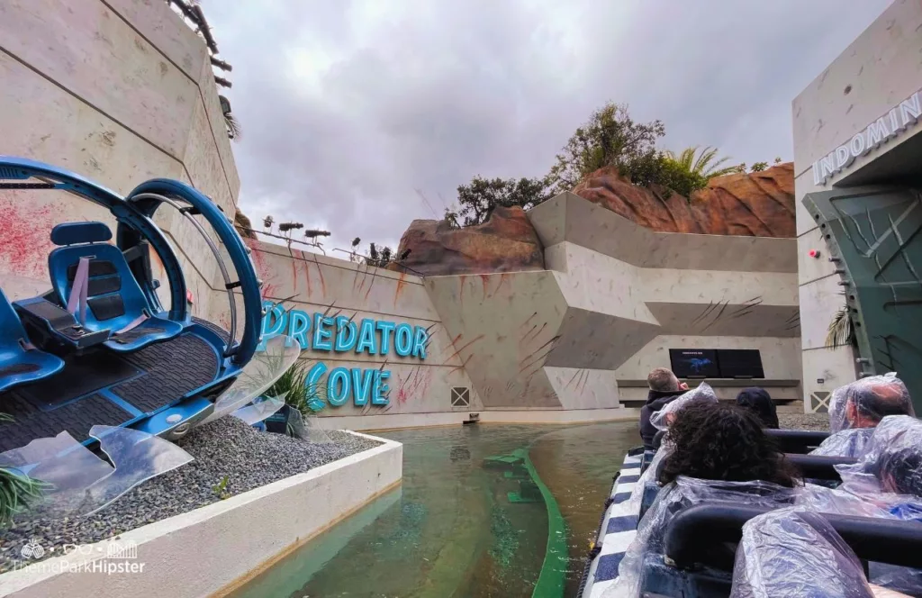 Universal Studios Hollywood Jurassic World Ride predator cove. Keep reading to get the best Universal Studios Hollywood Tips, Tricks and Secrets!
