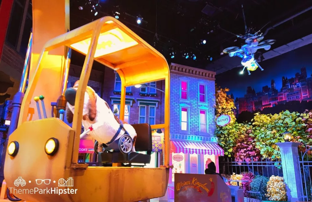 Universal Studios Hollywood Secret Life of Pets Ride park scene. Keep reading to get the best Universal Studios Hollywood Tips, Tricks and Secrets!