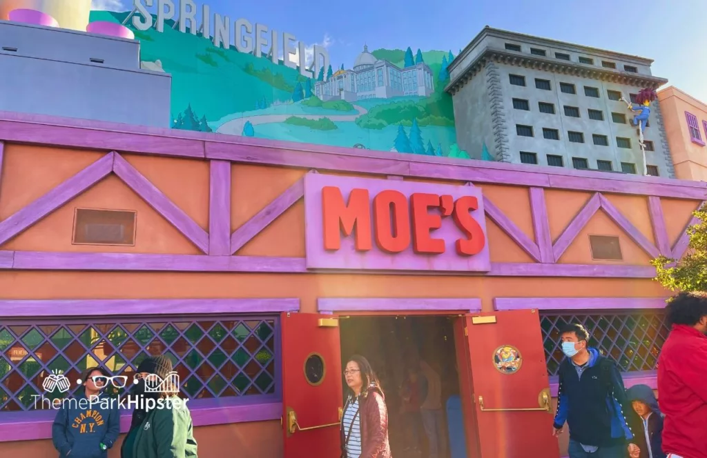 Universal Studios Hollywood Springfield Simpsons Land Moe's. Keep reading to get the best Universal Studios Hollywood Tips, Tricks and Secrets!