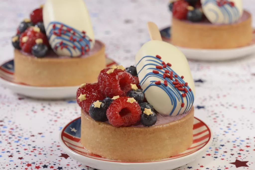 Celebrate Fourth of July at Walt Disney World with this fruit tart from WDW Contemporary Contempo Cafe.