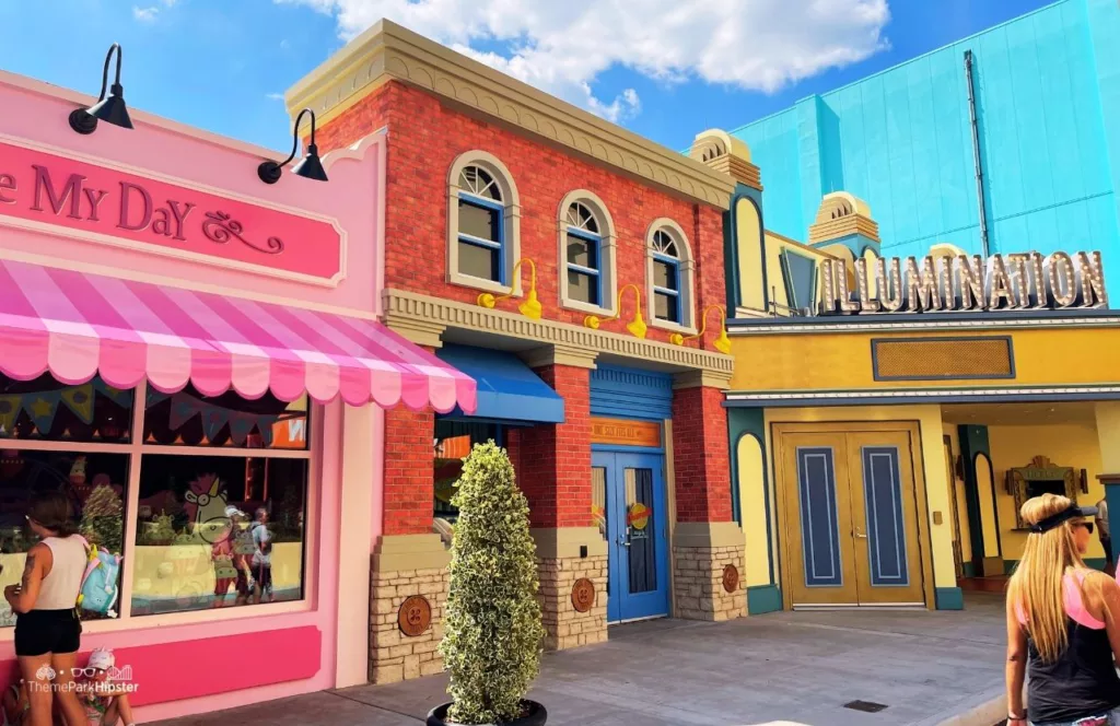 Universal Studios Florida Minion Land Illumination Theater Character Meet and Greet