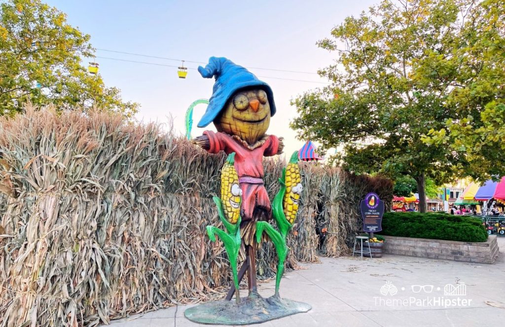 Cedar Point Ohio Amusement Park Halloweekends Corn Maze Scarecrow