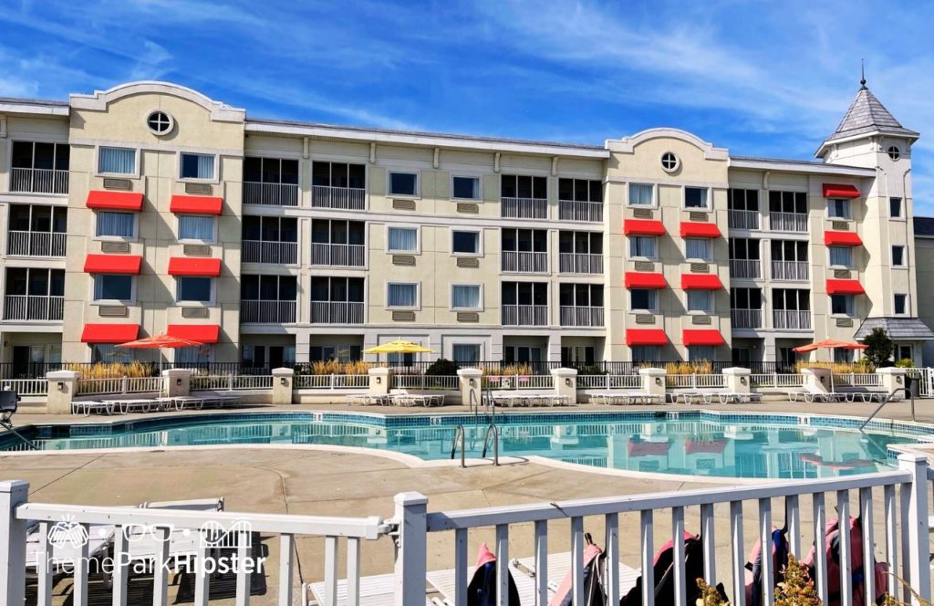 Cedar Point Ohio Hotel Breakers Outdoor Pool