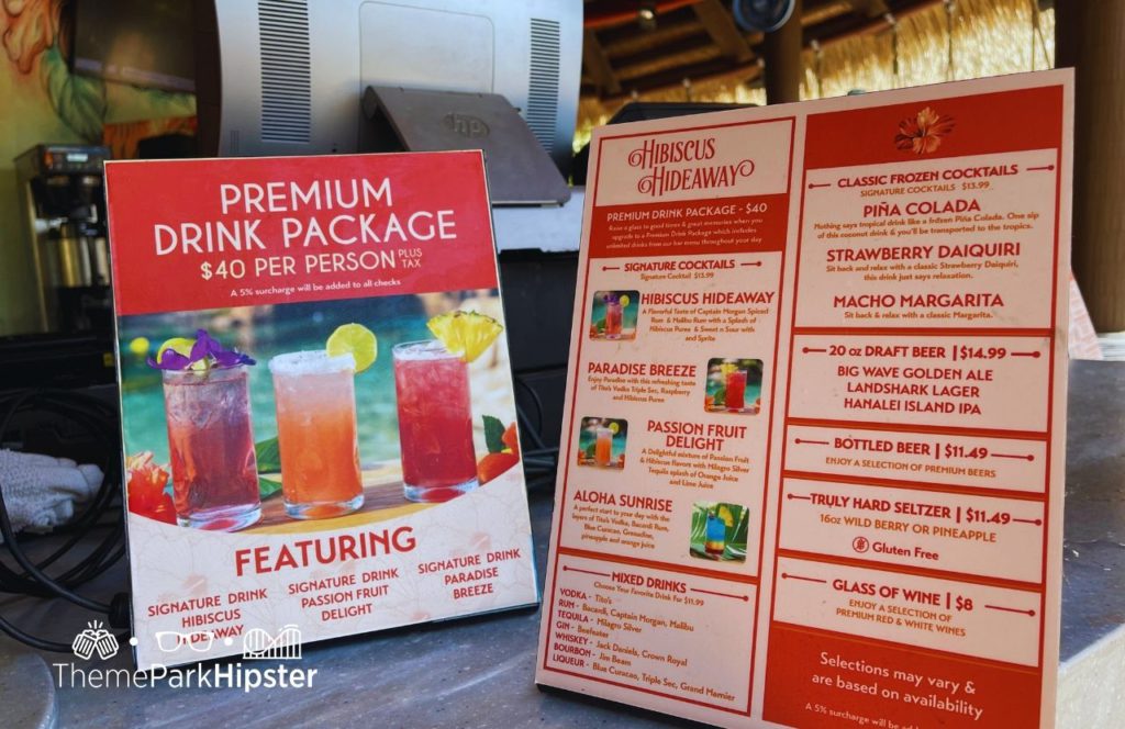 Hibiscus Hideaway Premium Drink Package at the bar Discovery Cove All Inclusive Water Park at SeaWorld Orlando. Keep reading for the full guide to Discovery Cove at SeaWorld Orlando.