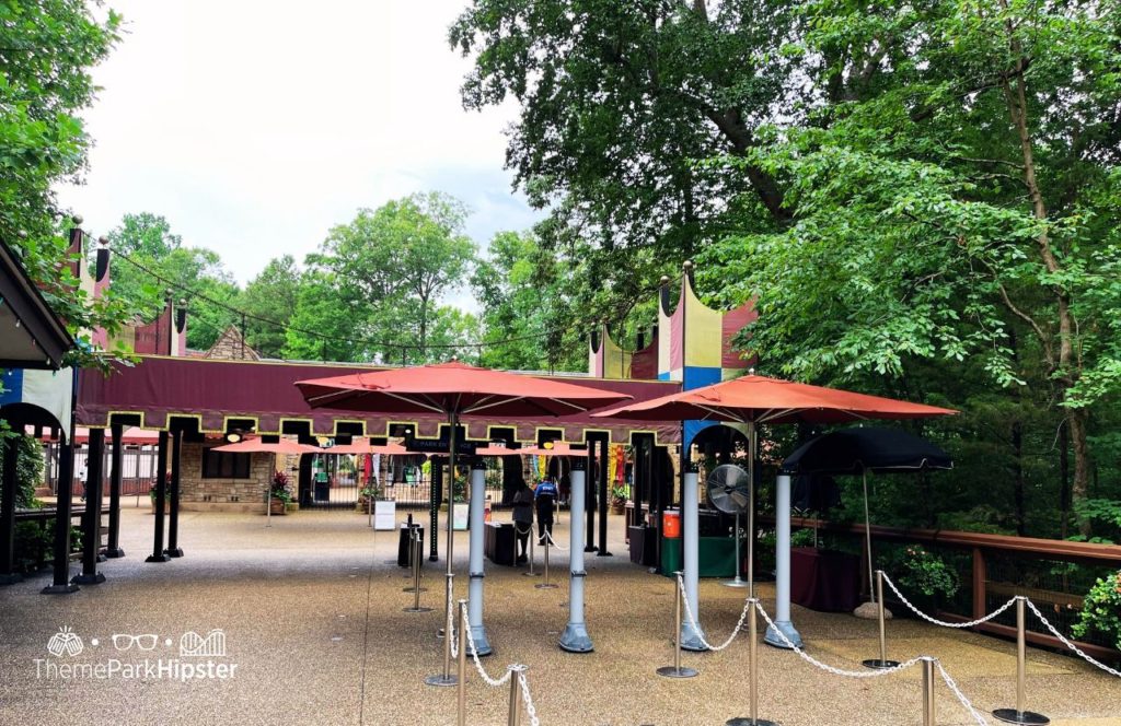 Gate and Ticket Entrance at Busch Gardens Williamsburg Virginia. Keep reading to discover everything there is know about Busch Gardens Williamsburg parking.