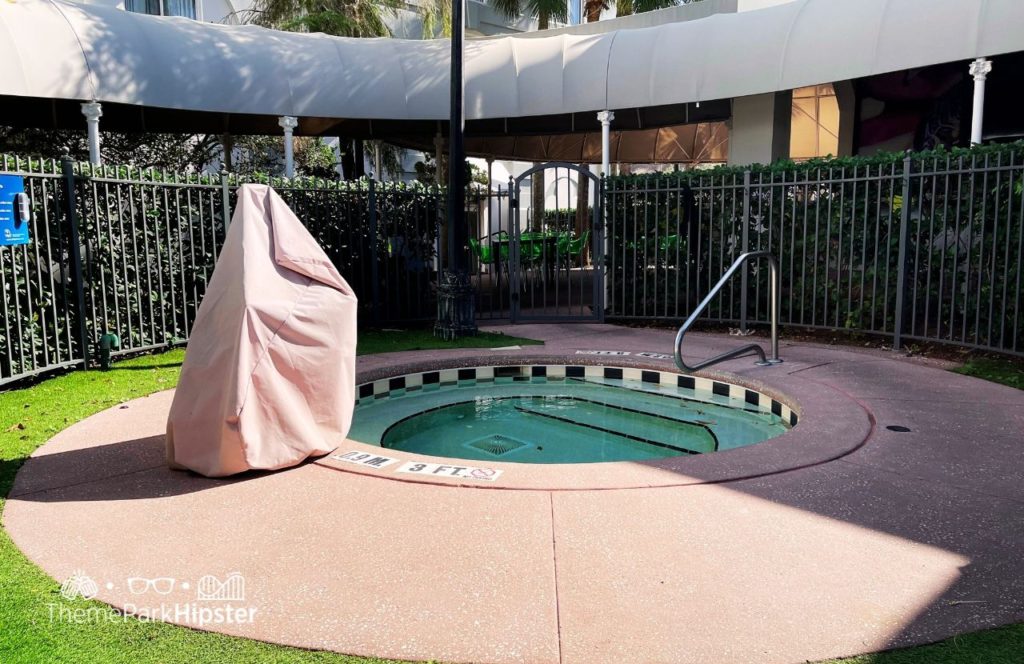 Jacuzzi at Castle Hotel Orlando Marriott